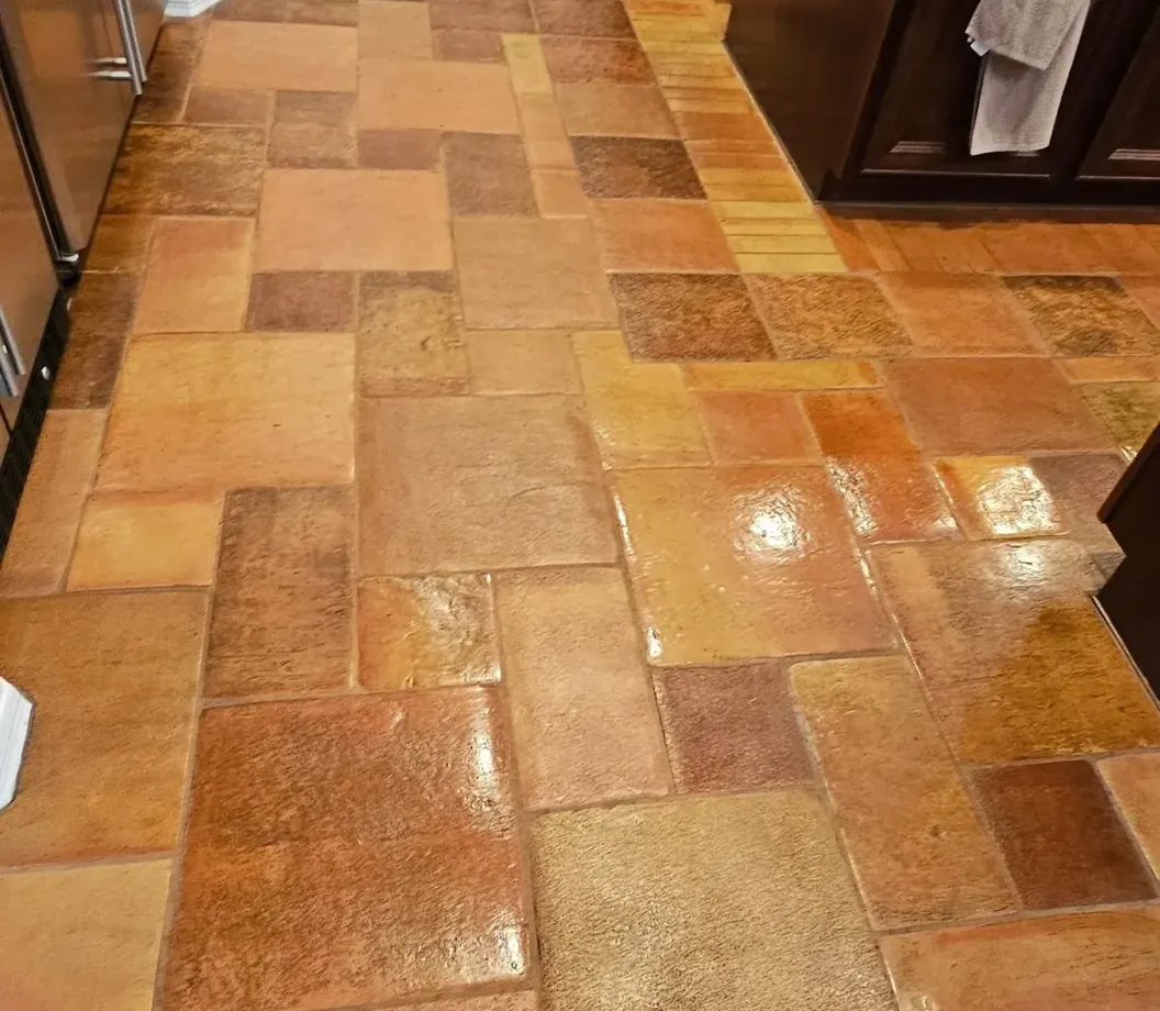 Tile floor with clean grout lines in a Phoenix home